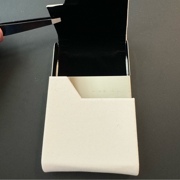 NWT Padike Professional Business Card Holder - Picture 9 of 14